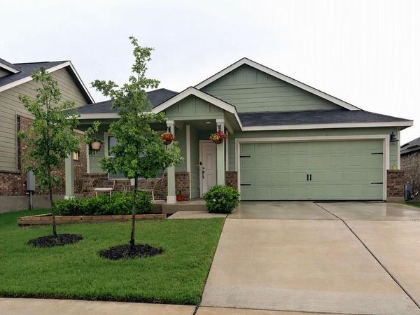 303 Alamito Ave, Kyle, TX 78640