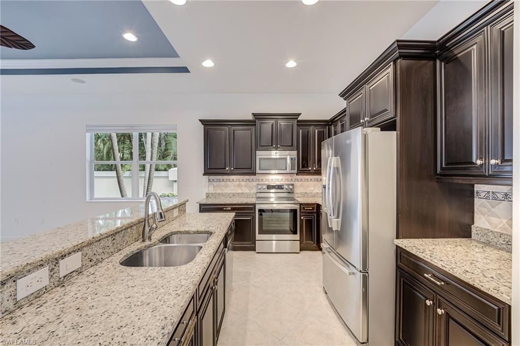 13631 Manchester Way , Naples, FL 34109 Photo