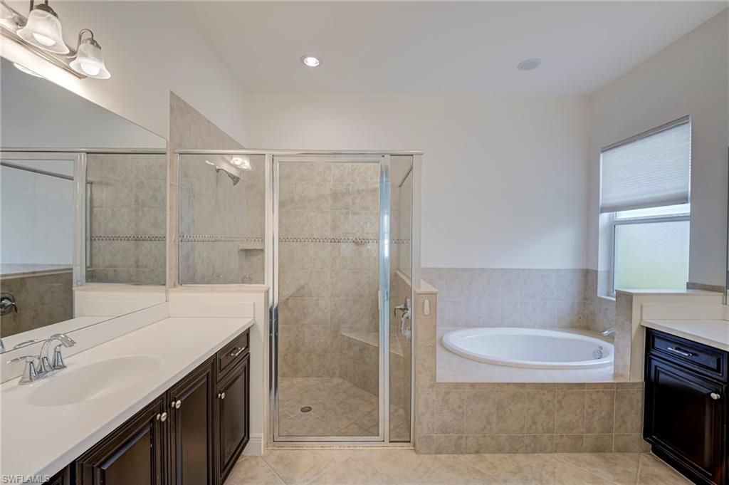 13631 Manchester Way , Naples, FL 34109 Photo