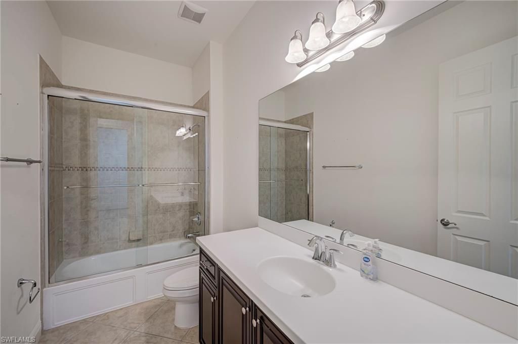13631 Manchester Way , Naples, FL 34109 Photo