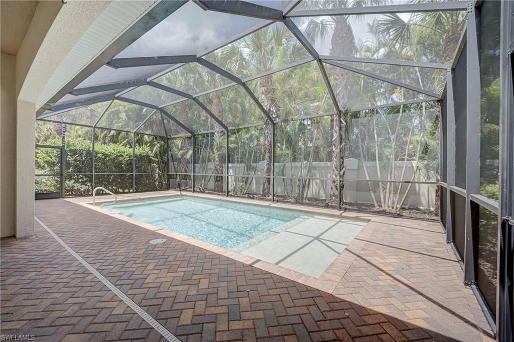 13631 Manchester Way , Naples, FL 34109 Photo