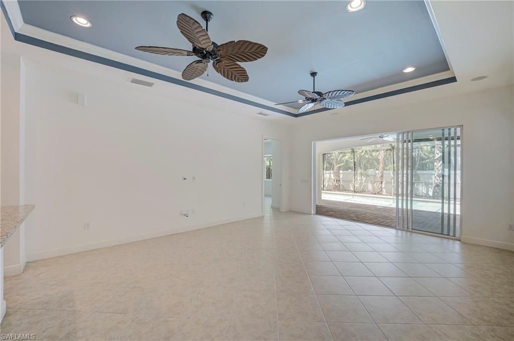 13631 Manchester Way , Naples, FL 34109 Photo