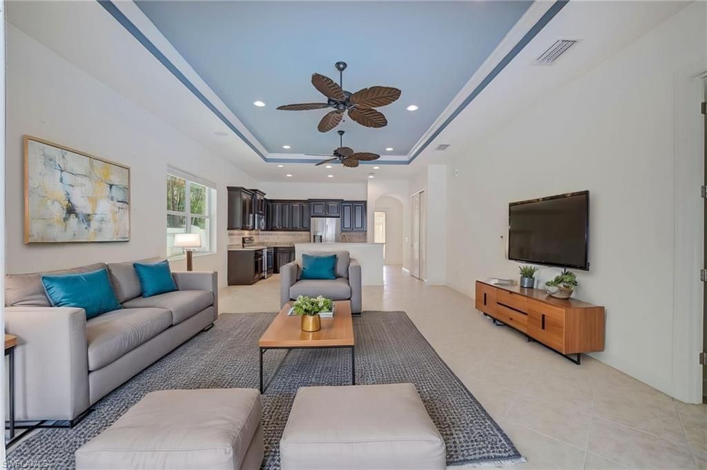 13631 Manchester Way , Naples, FL 34109 Photo