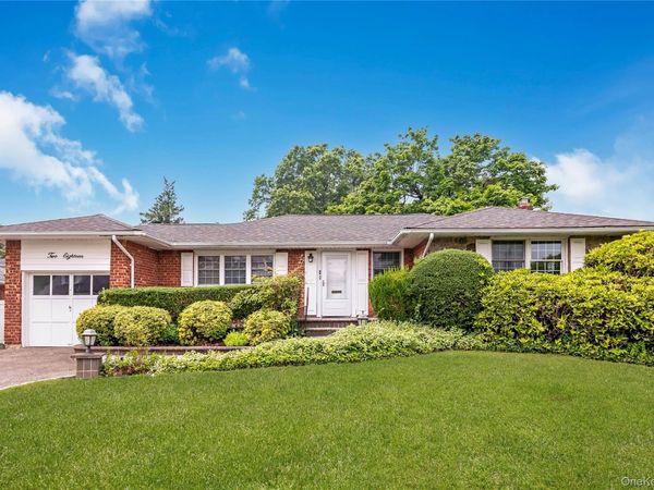 218 Willets Lane , Jericho, NY 11753