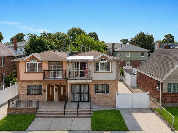 10469 Springfield Boulevard , Queens Village, NY 11429