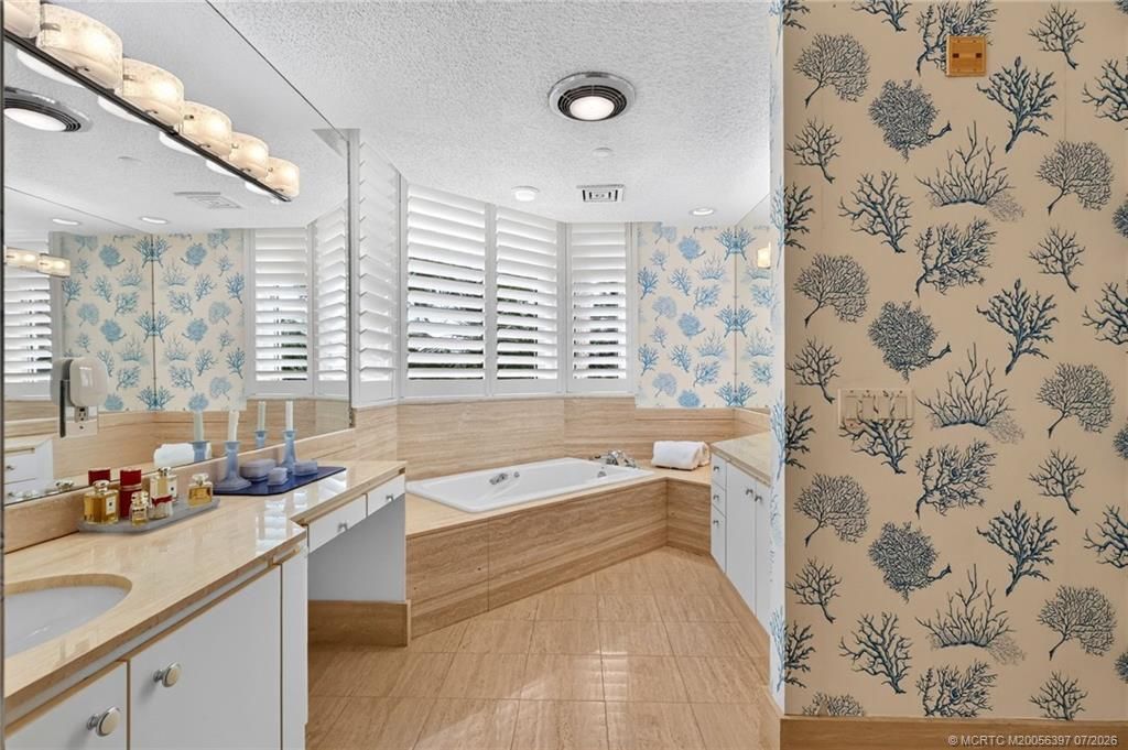 2920 SE Dune Drive, Unit 210, Stuart, FL 34996 Photo