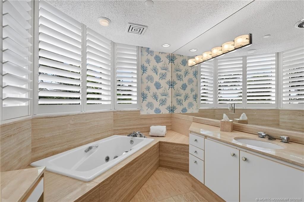 2920 SE Dune Drive, Unit 210, Stuart, FL 34996 Photo