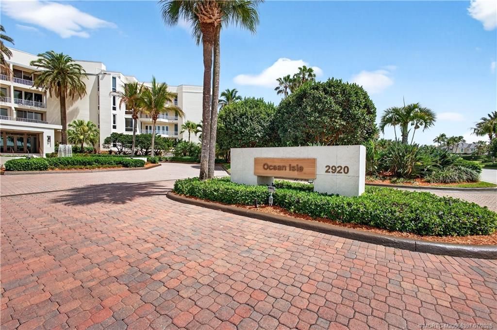 2920 SE Dune Drive, Unit 210, Stuart, FL 34996 Photo