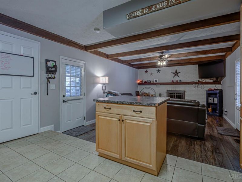 8530 Kingston Drive, Franklin Twp, OH 45005 Photo 14
