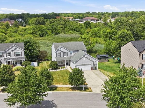 1587 Brackenbury Lane , Crown Point, IN 46307