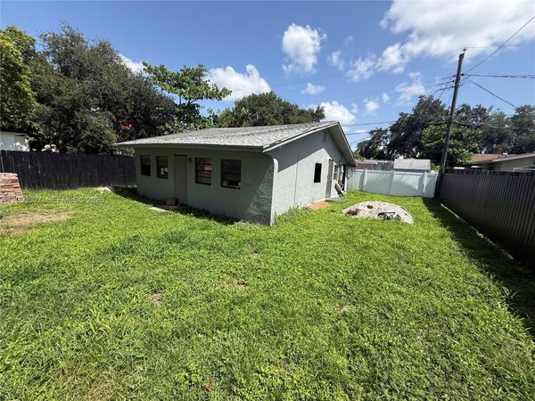 6123 Call St , Hollywood, FL 33024