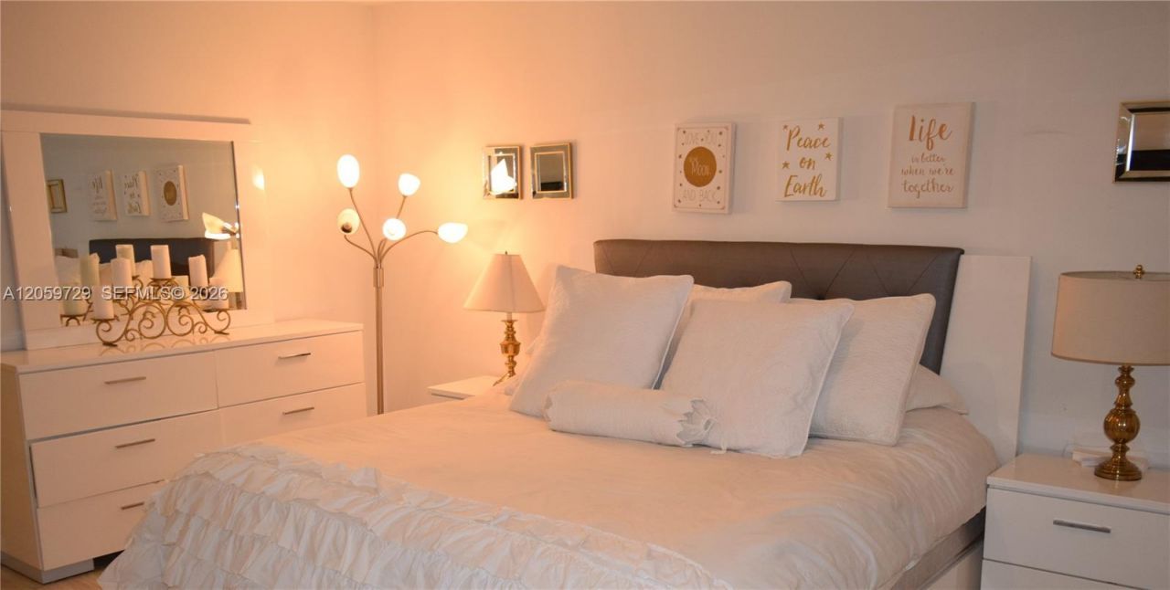 1849 S Ocean Dr , Unit 407, Hallandale Beach, FL 33009 Photo