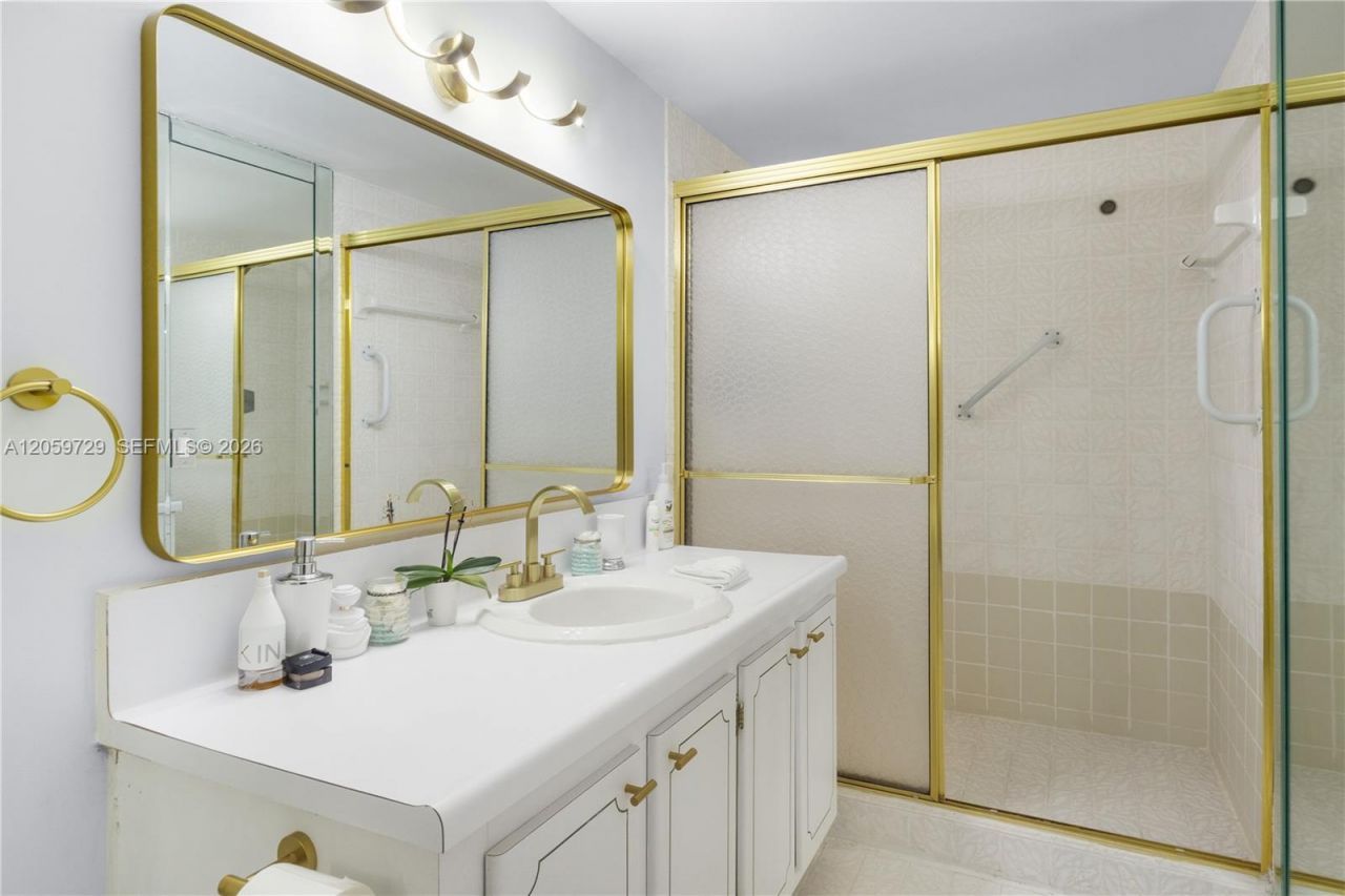 1849 S Ocean Dr , Unit 407, Hallandale Beach, FL 33009 Photo
