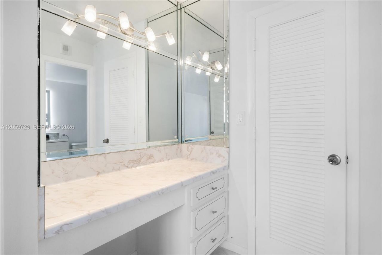1849 S Ocean Dr , Unit 407, Hallandale Beach, FL 33009 Photo