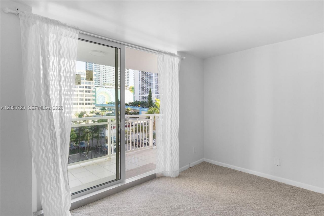 1849 S Ocean Dr , Unit 407, Hallandale Beach, FL 33009 Photo