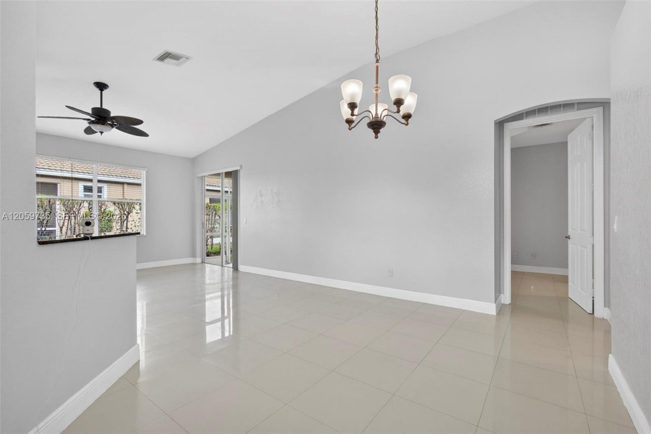 2151 Umbrella Cay, West Palm Beach, FL 33411 Photo