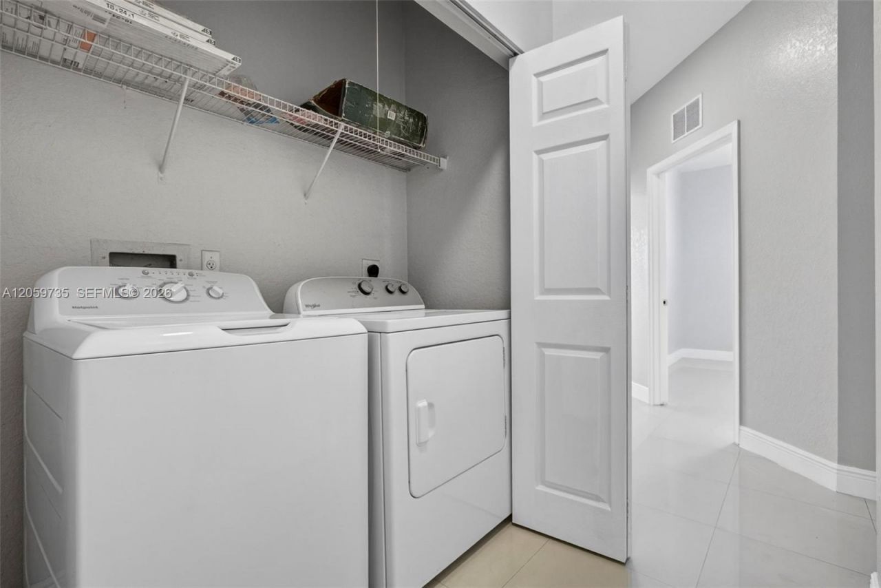 2151 Umbrella Cay, West Palm Beach, FL 33411 Photo