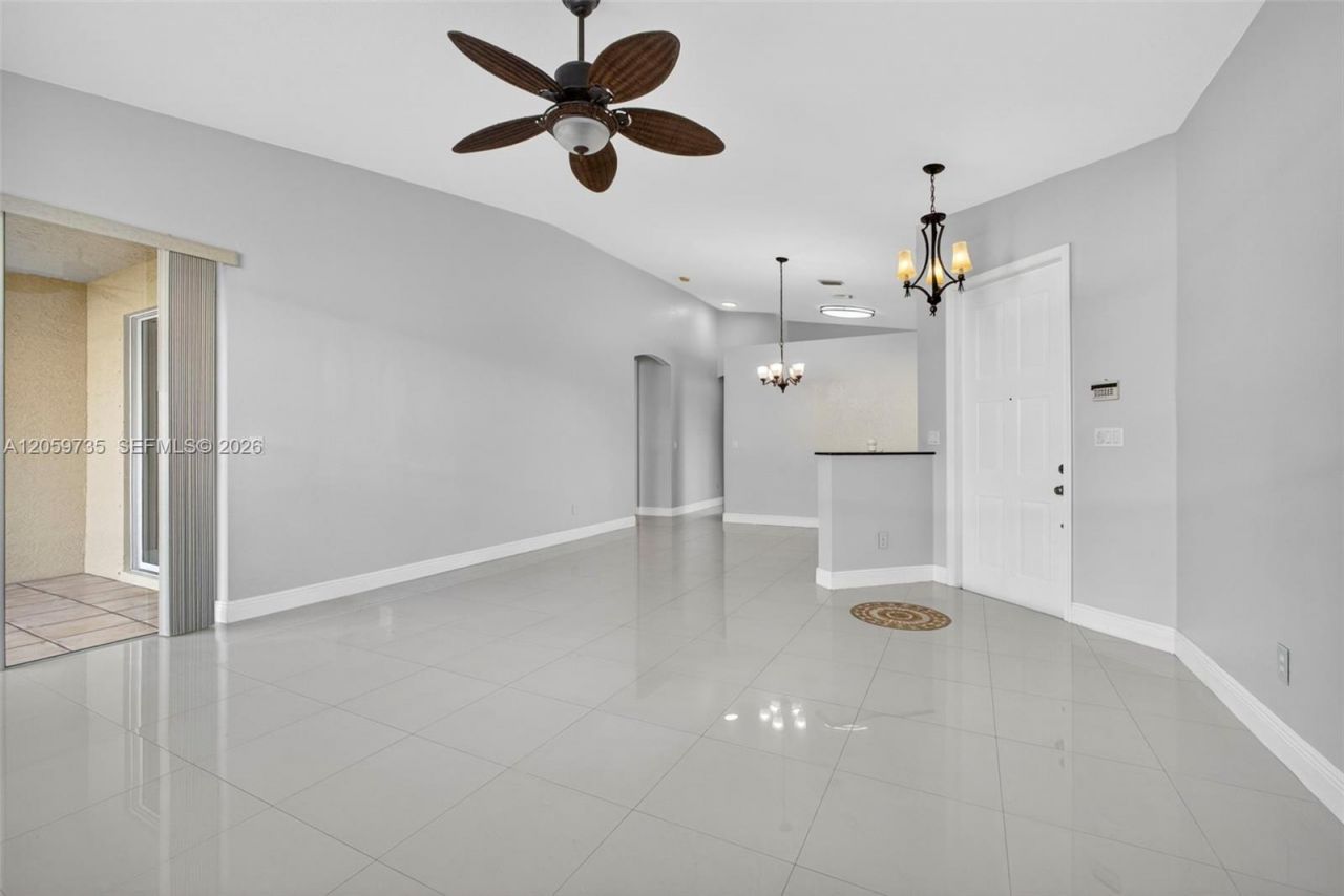 2151 Umbrella Cay, West Palm Beach, FL 33411 Photo