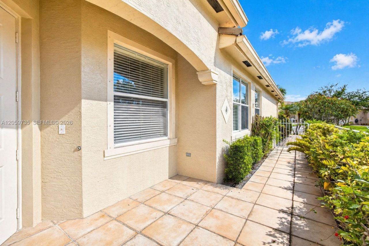 2151 Umbrella Cay, West Palm Beach, FL 33411 Photo