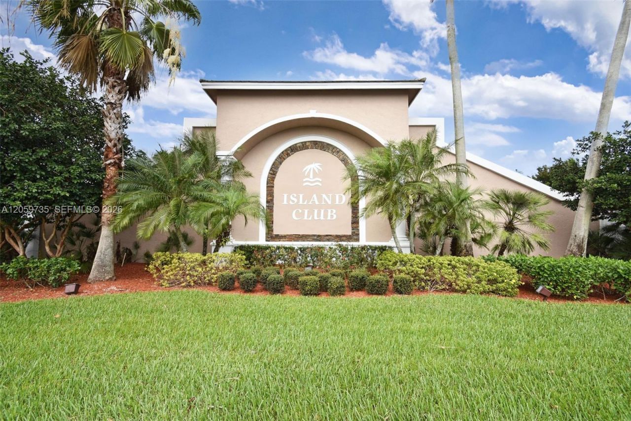 2151 Umbrella Cay, West Palm Beach, FL 33411 Photo