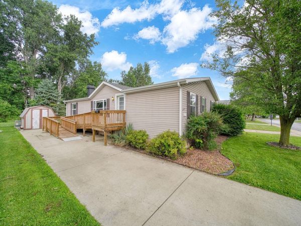 817 Savannah River Drive, Adrian, MI 49221