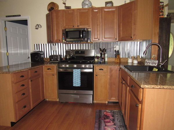 21 Maple Hill Road, Holland, VT 05830