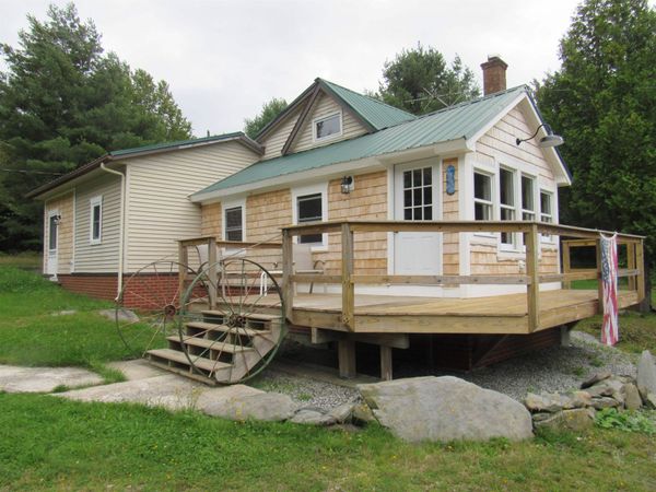 21 Maple Hill Road, Holland, VT 05830