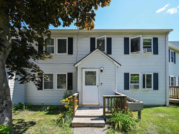 11 Ledgewood Court, Middlebury, VT 05753