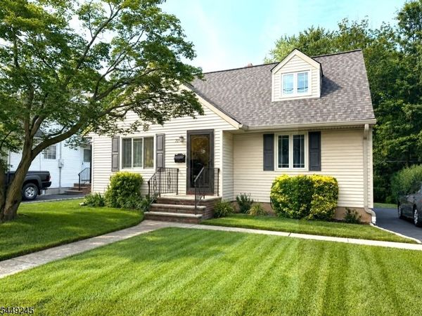 70 Bromley Pl, Nutley, NJ 07110