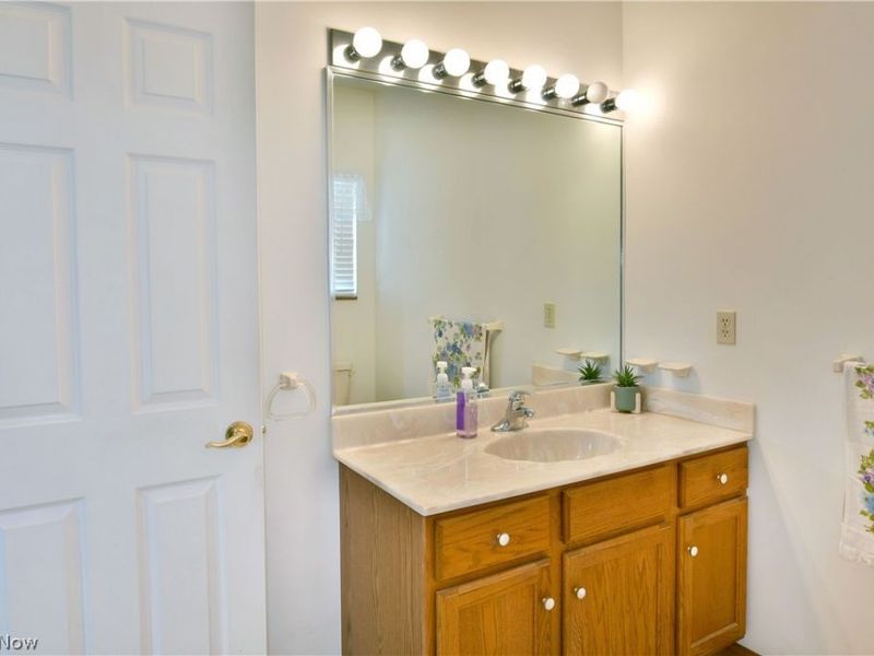24 Abbington Drive NW, Warren, OH 44481 Photo 20