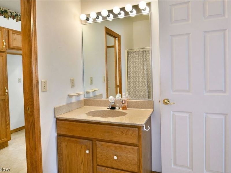 24 Abbington Drive NW, Warren, OH 44481 Photo 37