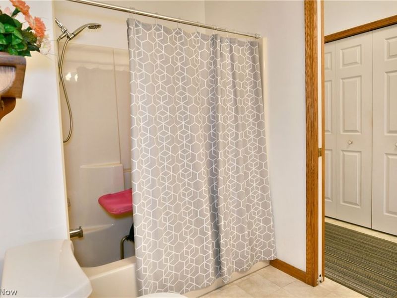 24 Abbington Drive NW, Warren, OH 44481 Photo 40