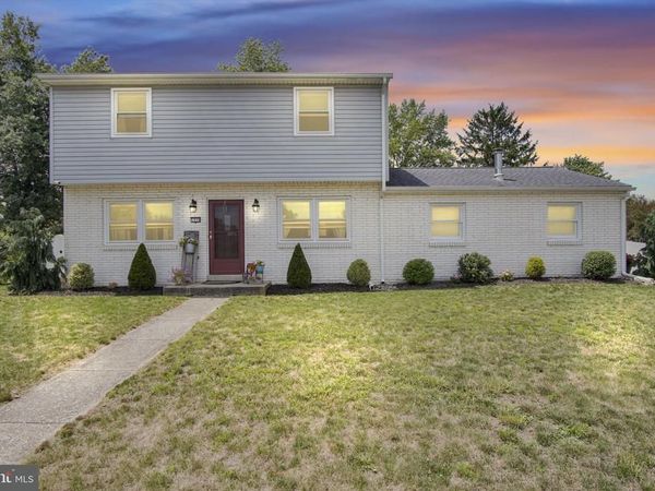 1924 ESTHER DRIVE, CARLISLE, PA 17013