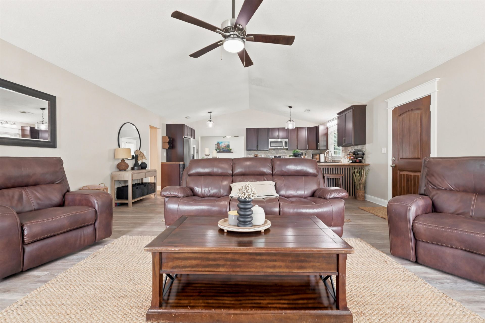 946 Fox Hollow Rd.  Photo 14
