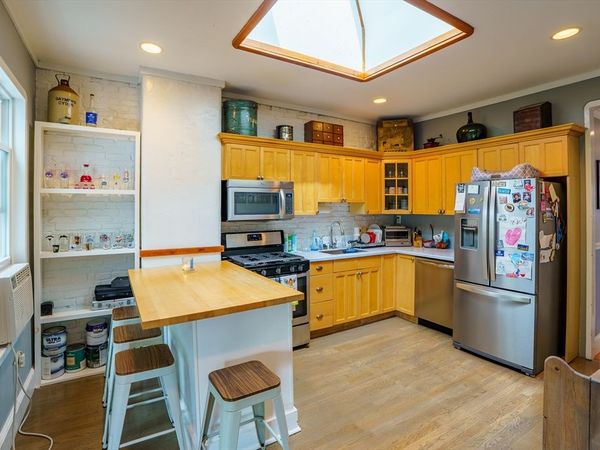 759 E 7th St, Unit 3, Boston, MA 02127