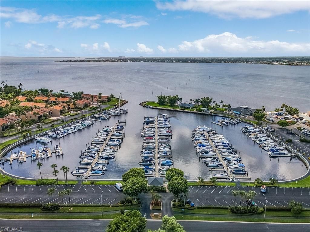 4830 Springline Dr , Fort Myers, FL 33919 Photo