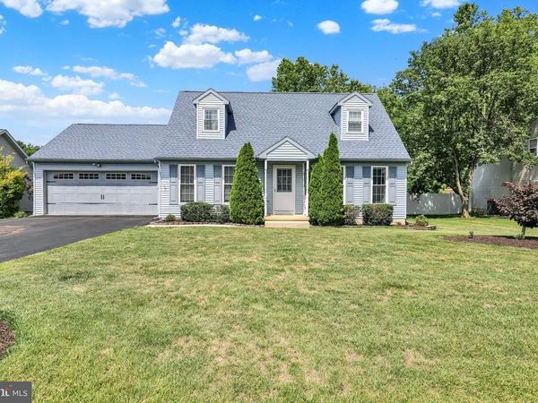 234 LONGLEAF DRIVE , BLANDON, PA 19510