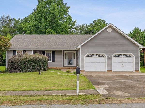 4518 Kings Lake Court, Chattanooga, TN 37416