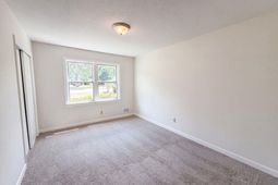 1810 Pennfield Drive photo 4