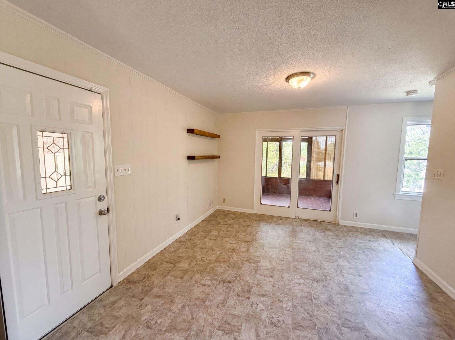 1810 Pennfield Drive Photo 6