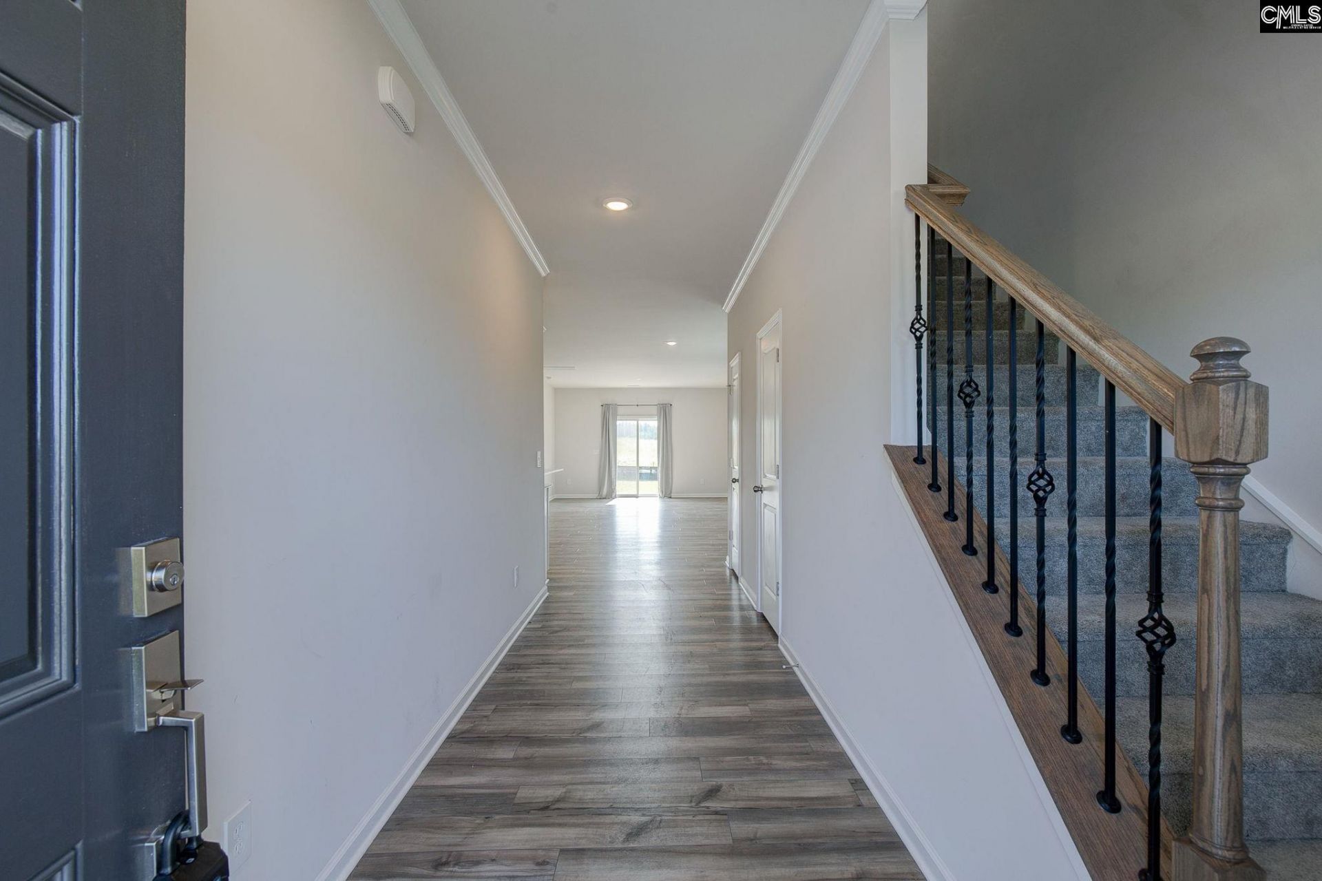 409 Delaware Street Photo 4