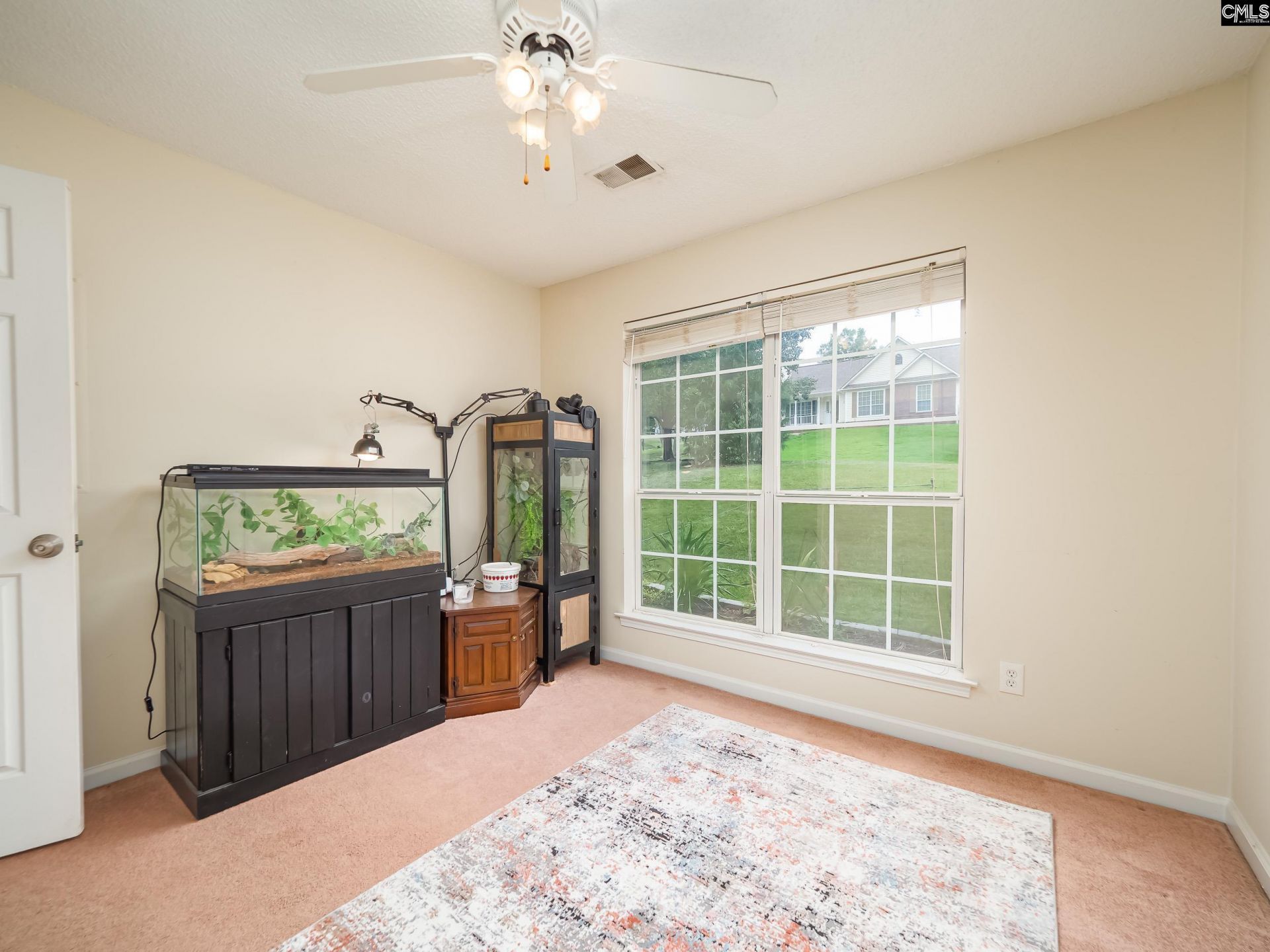 204 Scanley Road Photo 13