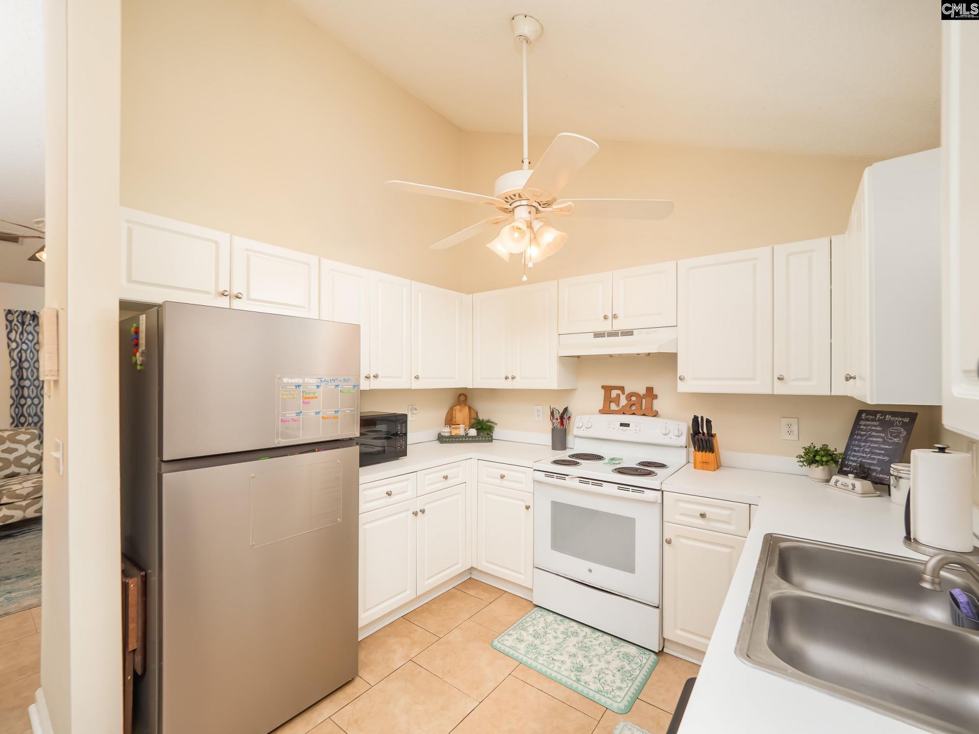 204 Scanley Road Photo 7