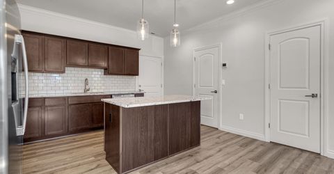 18653 Village Center Drive, Reno, NV 89508 Photo