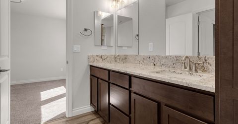 18653 Village Center Drive, Reno, NV 89508 Photo