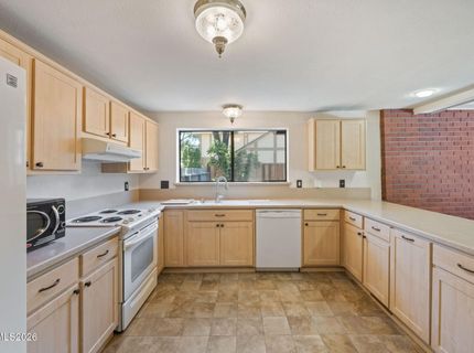 1945 Lakeside Drive, Reno, NV 89509 Photo