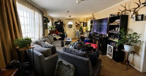 305 W 2nd Avenue, Sun Valley, NV 89433 Photo