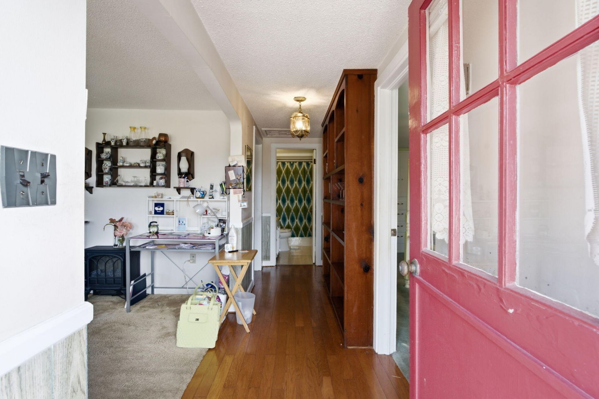 1911 Sallie Street Photo 8