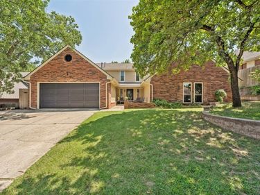 1220 Knights Bridge Road, Edmond, OK 73034