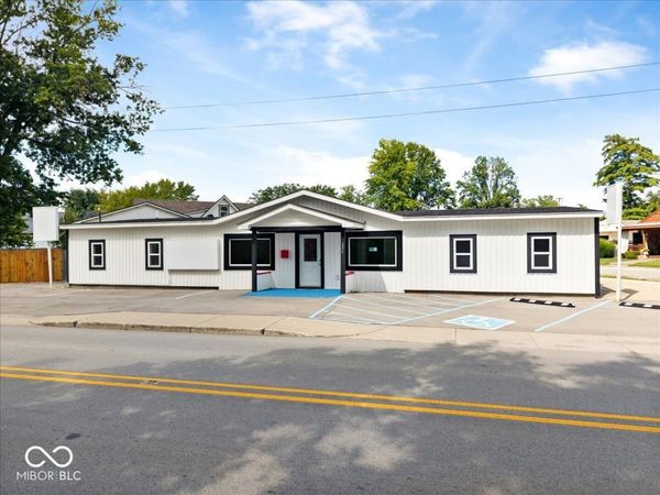 226 E Pendleton Avenue, Lapel, IN 46051